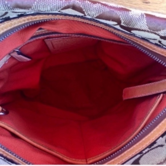 Coach Signature Shoulder Bag Canvas and Leather - Picture 7 of 7